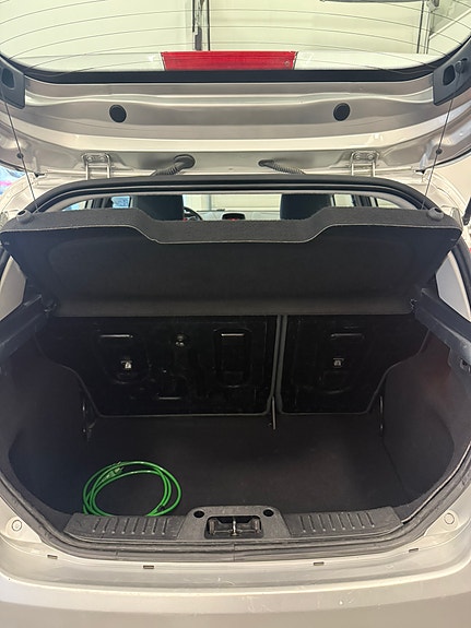 Ford Fiesta 11 of 17