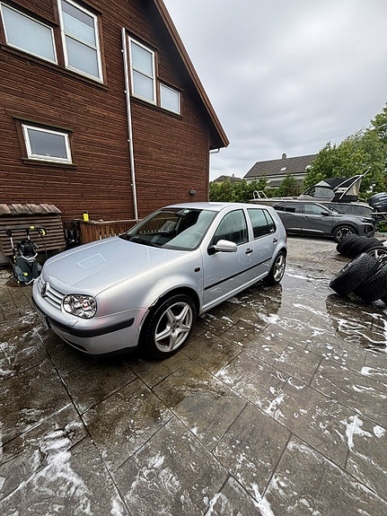 Volkswagen Golf IV 3 of 13