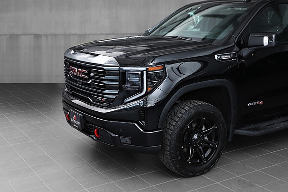 GMC Sierra 30 of 30