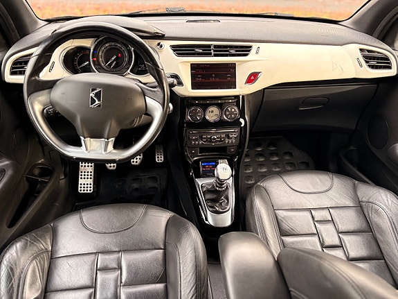 Citroen DS3 10 of 13