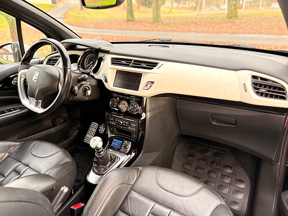 Citroen DS3 12 of 13
