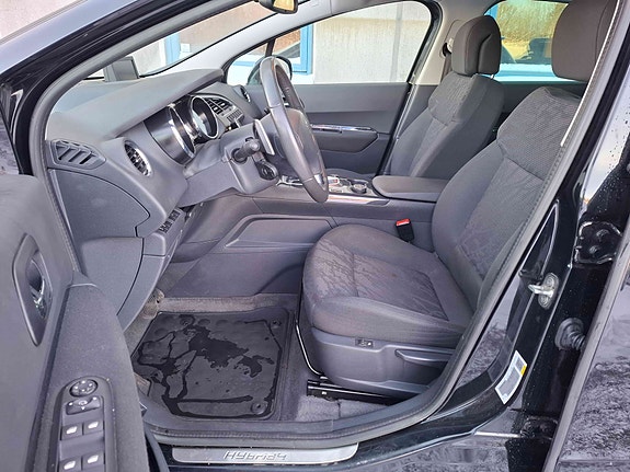 Peugeot 3008 10 of 30