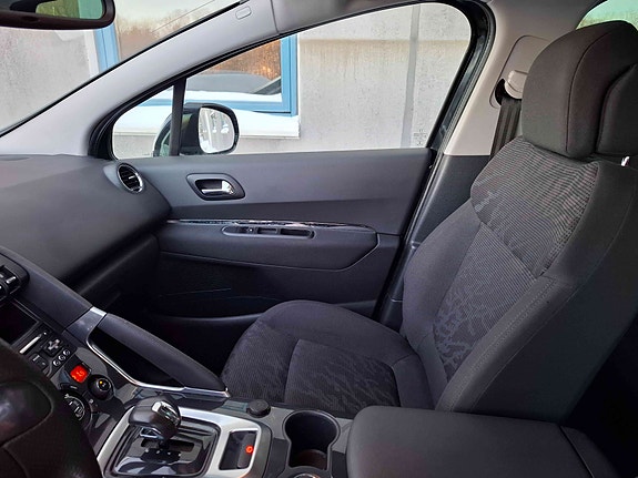 Peugeot 3008 12 of 30