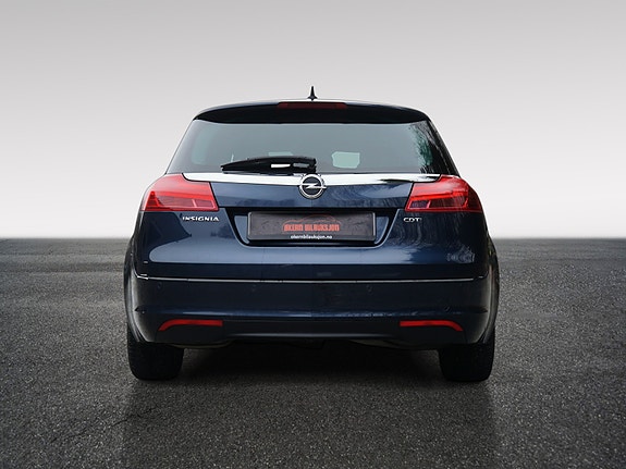 Opel Insignia 8 of 30