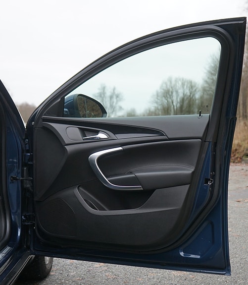 Opel Insignia 25 of 30