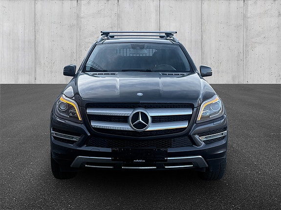 Mercedes-Benz GL-Klasse 3 of 5