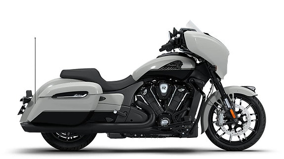 INDIAN Chieftain Powerplus Dark Horse 2 of 5