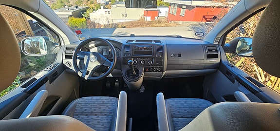 Volkswagen Transporter 13 of 17