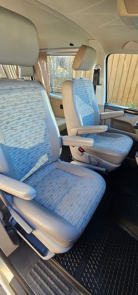 Volkswagen Transporter 10 of 17