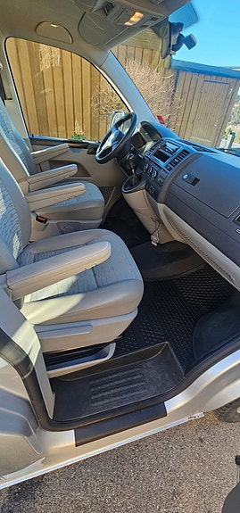 Volkswagen Transporter 11 of 17