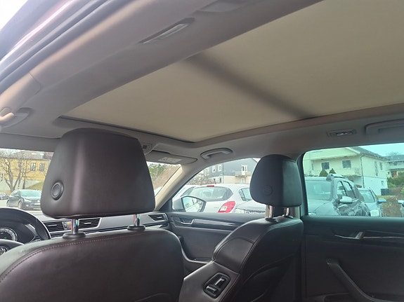 Skoda Superb 8 of 13