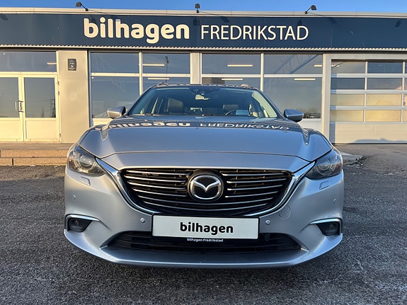 Mazda 6 3 of 5