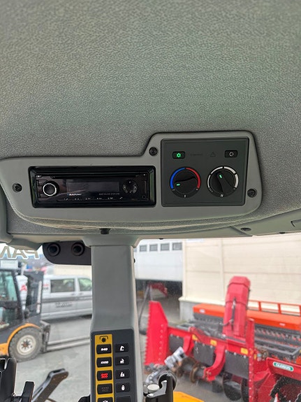 CLAAS ARION 460 CIS GPS klargjort/Laster/fronthyd. 2017, kr 599 000,-