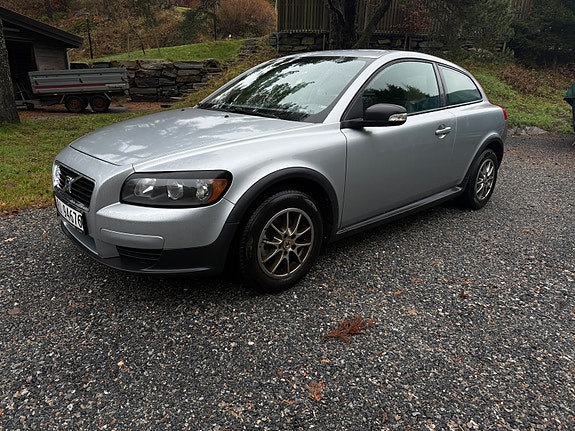 Volvo C30 2 of 5