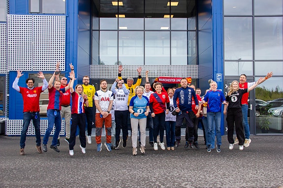 Vi feirer fotballtrøyefredag!