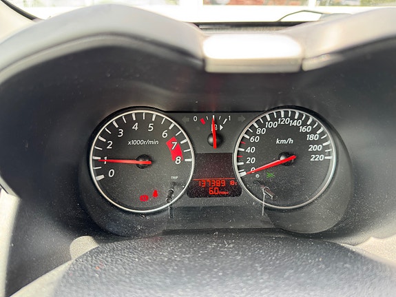 Nissan Note 8 of 10