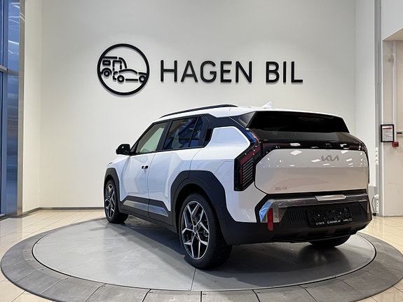 Kia EV3 4 of 5