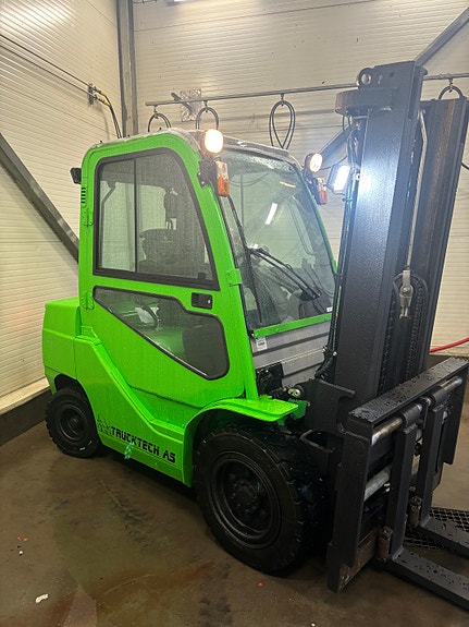 Cesab 3T Diesel truck 4 of 10