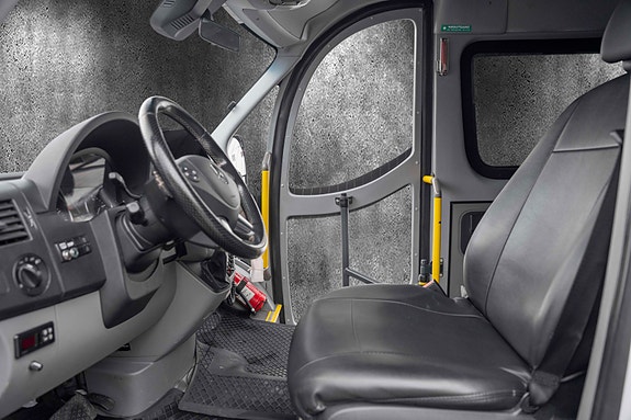 Mercedes-Benz Sprinter 516 28 of 30