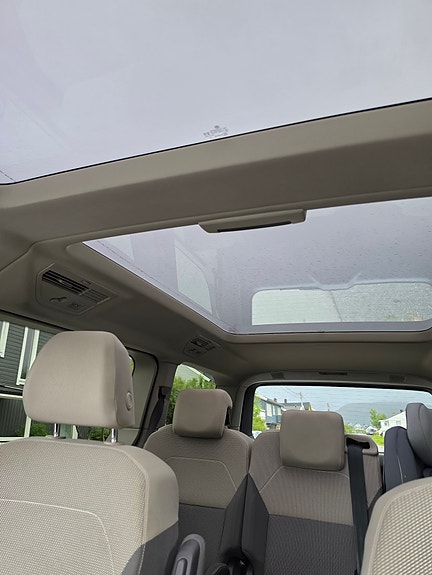 Volkswagen Multivan 15 of 18