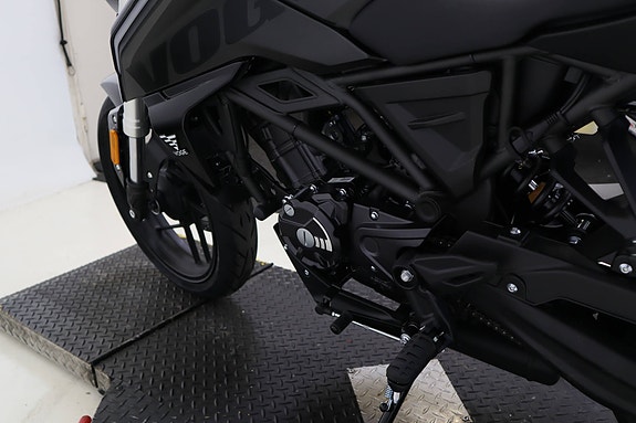 VOGE 125 R 16 of 24
