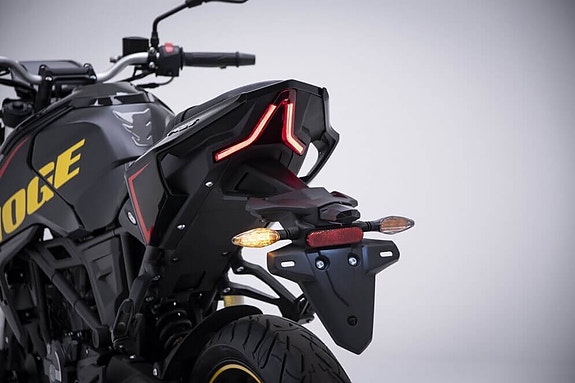 VOGE 125 R 14 of 24