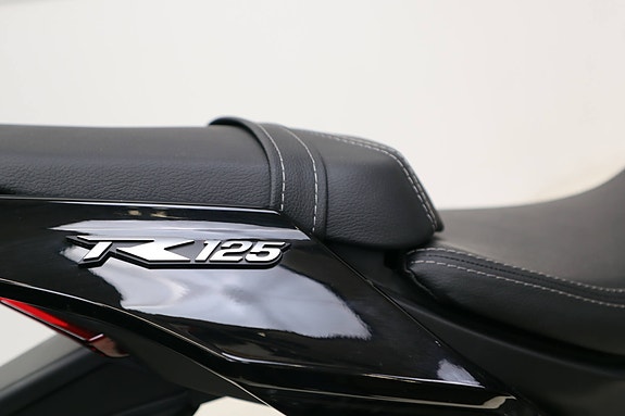 VOGE 125 R 7 of 24