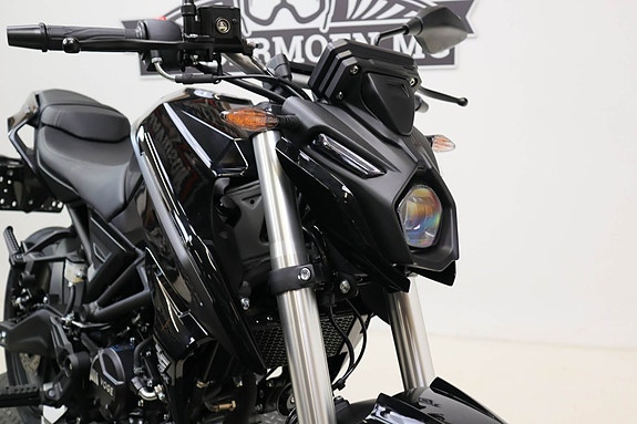 VOGE 125 R 19 of 24
