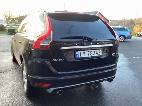 Volvo XC60 5 of 22