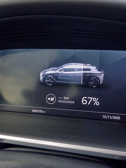 Jaguar I-PACE 9 of 10