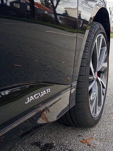 Jaguar I-PACE 5 of 10
