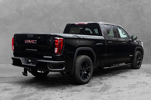 GMC Sierra 2 of 5