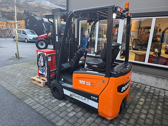 Doosan B15T-7 3 of 5