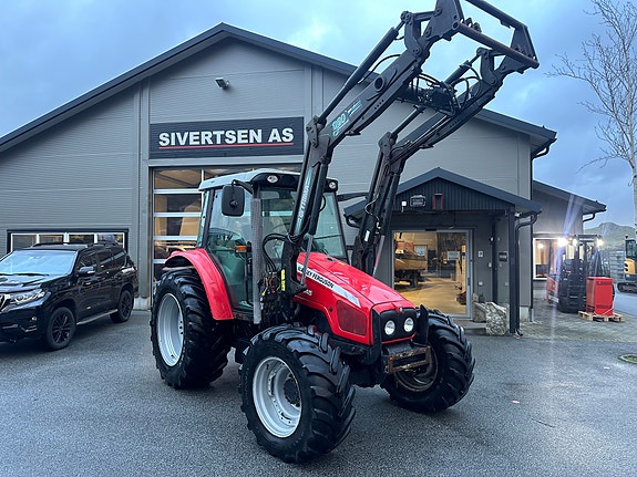 Massey Ferguson 5445