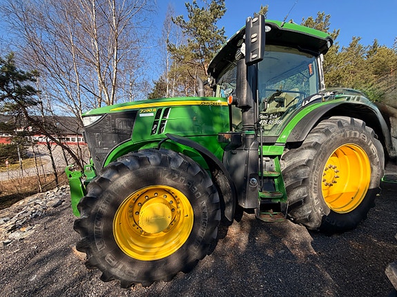 John Deere 7290R