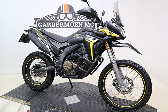 VOGE 300 GY Rally 15 of 21