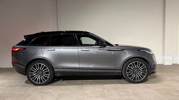 Land Rover Range Rover Velar 11 of 30