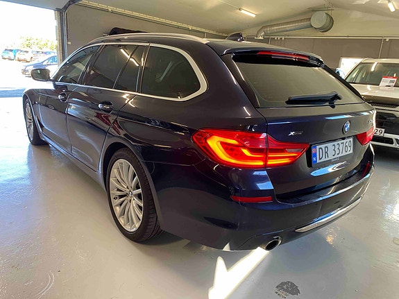 BMW 530i 6 of 28