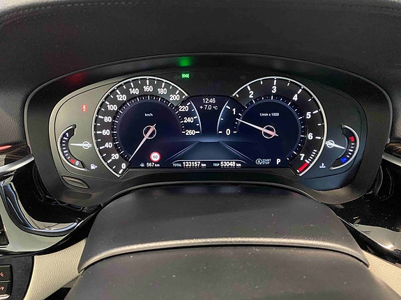 BMW 530i 13 of 28