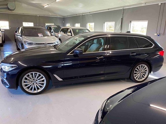 BMW 530i 7 of 28