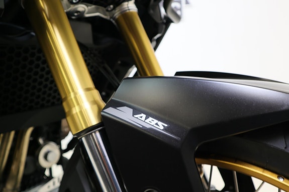 VOGE DS 625 X 24 of 30