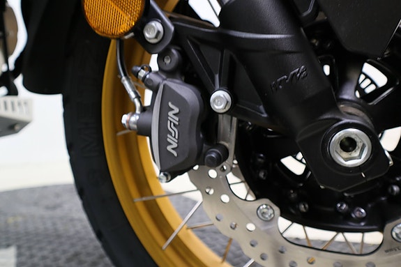 VOGE DS 625 X 29 of 30