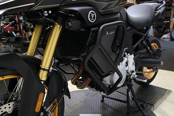 VOGE DS 900 X 21 of 30