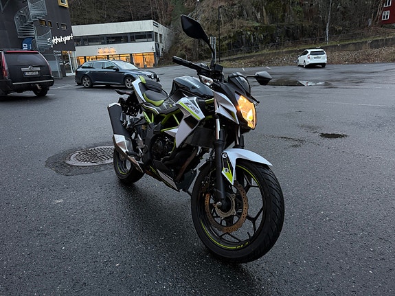 Kawasaki Z 125 5 of 5