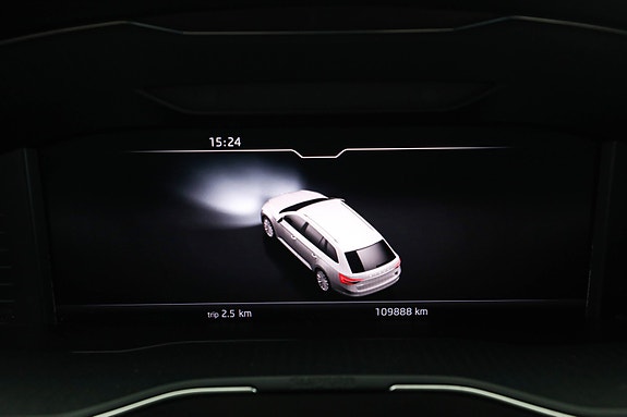 Skoda Superb 27 of 30