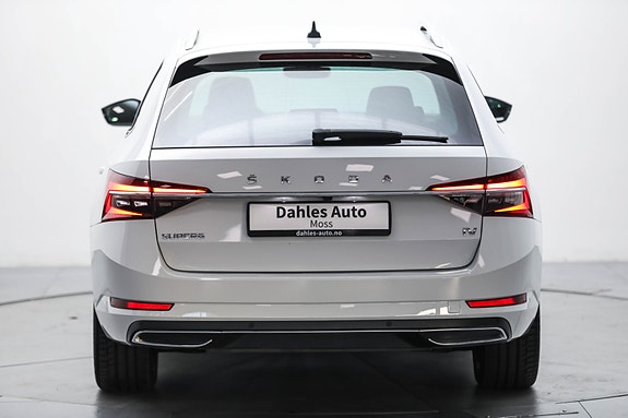 Skoda Superb 7 of 30