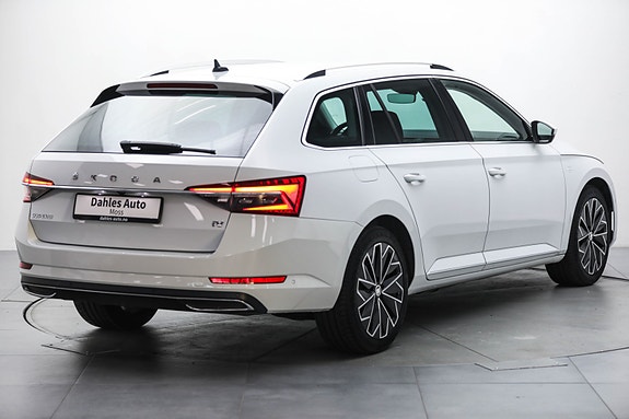 Skoda Superb 6 of 30