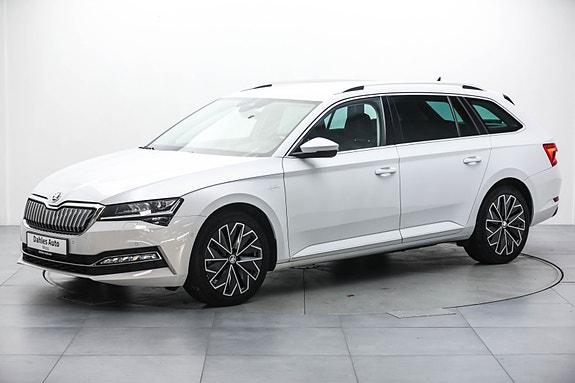 Skoda Superb 11 of 30
