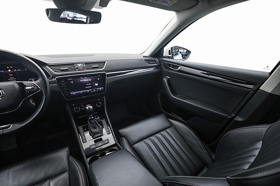 Skoda Superb 17 of 30