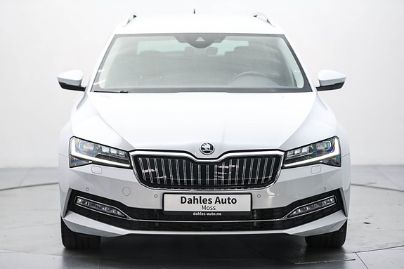 Skoda Superb 13 of 30